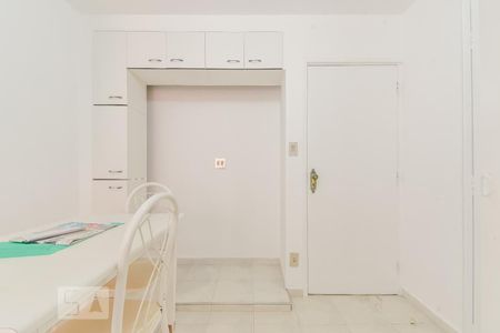 Apartamento à venda com 80m², 2 quartos e 1 vaga Apartamento à venda com 80m², 2 quartos e 1 vagaCozinha