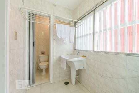 Apartamento à venda com 80m², 2 quartos e 1 vaga Apartamento à venda com 80m², 2 quartos e 1 vagaÁrea de Serviço