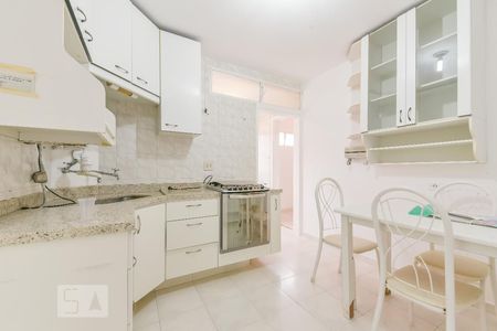 Apartamento à venda com 80m², 2 quartos e 1 vaga Apartamento à venda com 80m², 2 quartos e 1 vagaCozinha