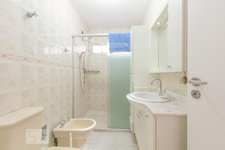 Apartamento à venda com 80m², 2 quartos e 1 vaga Apartamento à venda com 80m², 2 quartos e 1 vagaBanheiro