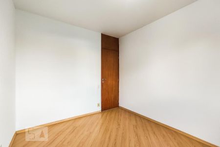 Apartamento à venda com 64m², 3 quartos e 1 vagaQuarto 2