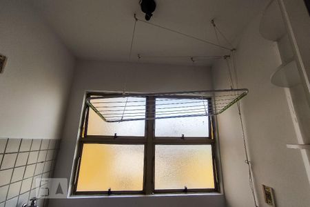 Apartamento à venda com 64m², 3 quartos e 1 vagaÁrea de Serviço