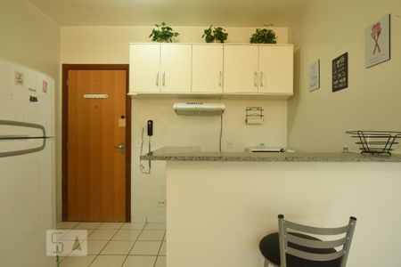 Cozinha de kitnet/studio para alugar com 1 quarto, 33m² em Octogonal, Brasília