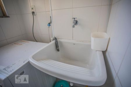 Apartamento à venda com 65m², 3 quartos e 1 vagaÁrea de Serviço - Torneira