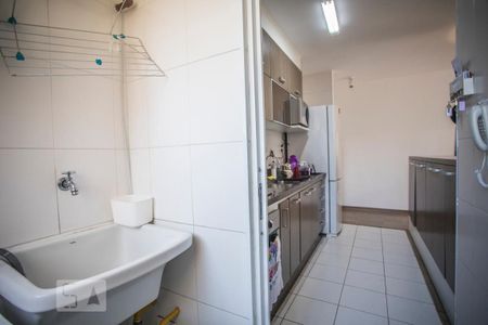 Apartamento à venda com 65m², 3 quartos e 1 vagaÁrea de Serviço