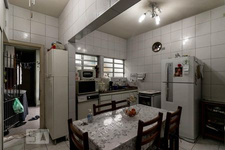 Casa para alugar com 128m², 2 quartos e 2 vagas Casa para alugar com 128m², 2 quartos e 2 vagasCozinha