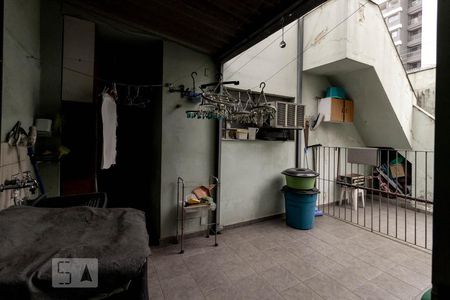 Casa para alugar com 128m², 2 quartos e 2 vagas Casa para alugar com 128m², 2 quartos e 2 vagasÁrea de serviço