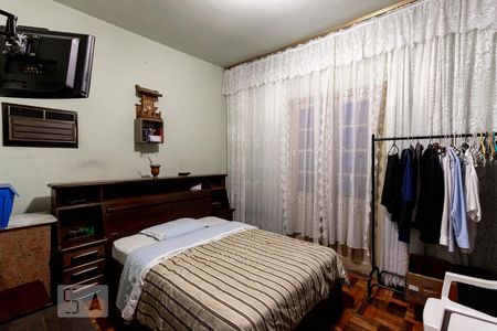 Casa para alugar com 128m², 2 quartos e 2 vagas Casa para alugar com 128m², 2 quartos e 2 vagasQuarto 2