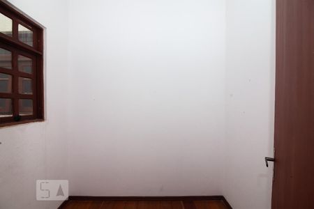 Casa à venda com 440m², 4 quartos e 2 vagasQuarto 2