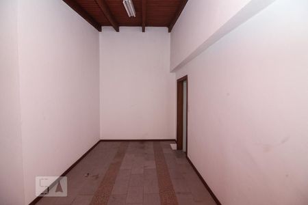 Sala de casa à venda com 4 quartos, 440m² em Azenha, Porto Alegre