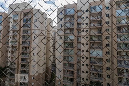 Vista da Varanda da Sala de apartamento para alugar com 3 quartos, 80m² em Jardim Tupanci, Barueri