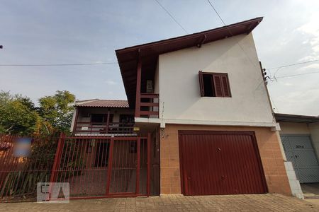 Casa à venda com 198m², 4 quartos e 2 vagasFachada
