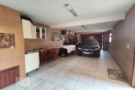 Casa à venda com 198m², 4 quartos e 2 vagasGaragem