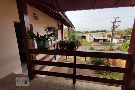 Casa à venda com 198m², 4 quartos e 2 vagasSacada