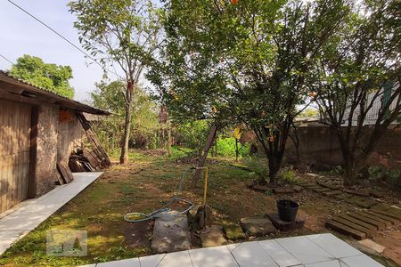 Casa à venda com 198m², 4 quartos e 2 vagasPátio no fundo