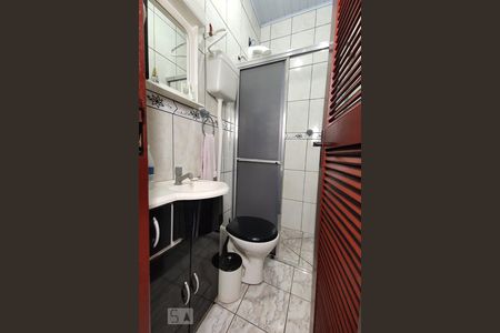 Casa à venda com 198m², 4 quartos e 2 vagasBanheiro 2