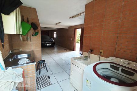 Casa à venda com 198m², 4 quartos e 2 vagasárea de serviço