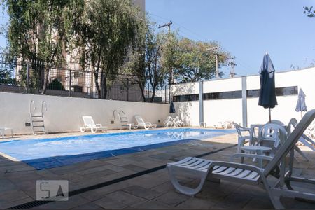 Apartamento à venda com 63m², 2 quartos e 1 vaga Apartamento à venda com 63m², 2 quartos e 1 vagaPiscina