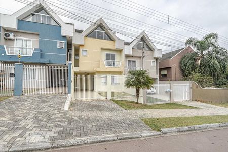 Casa para alugar com 131m², 3 quartos e 2 vagasFachada
