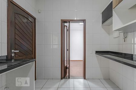 Casa para alugar com 131m², 3 quartos e 2 vagasCozinha