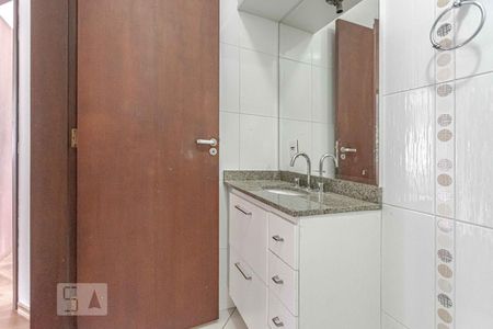 Casa para alugar com 131m², 3 quartos e 2 vagasBanheiro