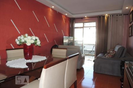 Apartamento à venda com 82m², 2 quartos e 1 vaga Apartamento à venda com 82m², 2 quartos e 1 vagaSala