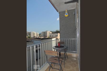 Apartamento à venda com 82m², 2 quartos e 1 vagaVaranda
