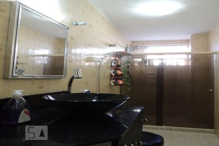 Apartamento à venda com 82m², 2 quartos e 1 vaga Apartamento à venda com 82m², 2 quartos e 1 vagaBanheiro