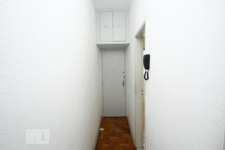 Corredor de apartamento para alugar com 1 quarto, 56m² em Centro, Rio de Janeiro