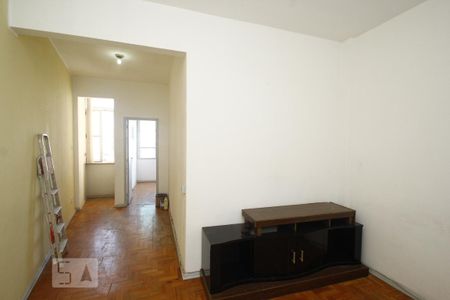 Sala de apartamento para alugar com 1 quarto, 56m² em Centro, Rio de Janeiro