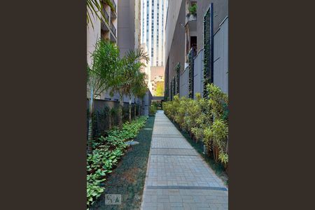 Studio para alugar com 28m², 1 quarto e sem vaga Studio para alugar com 28m², 1 quarto e sem vagaÁrea Comum