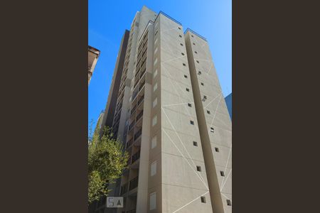 Studio para alugar com 28m², 1 quarto e sem vaga Studio para alugar com 28m², 1 quarto e sem vagaFachada