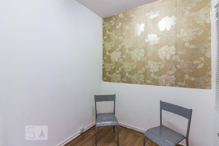 Casa à venda com 270m², 3 quartos e 4 vagasQuarto de Serviço