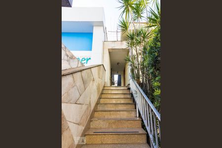 Casa à venda com 270m², 3 quartos e 4 vagasEntrada