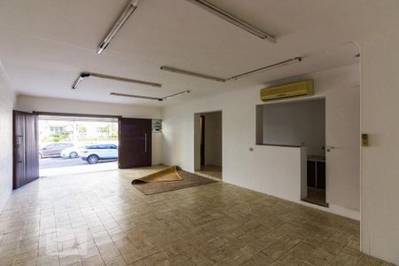 Casa à venda com 270m², 3 quartos e 4 vagasGaragem