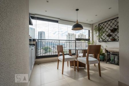 Varanda  de apartamento à venda com 2 quartos, 67m² em Santo Amaro, São Paulo