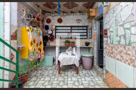 Casa à venda com 115m², 3 quartos e 1 vagaQuintal