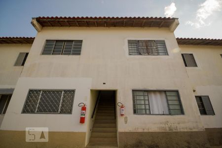 Casa de condomínio à venda com 53m², 2 quartos e 1 vaga Casa de condomínio à venda com 53m², 2 quartos e 1 vagaFachada