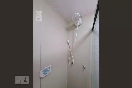 Banheiro de apartamento para alugar com 1 quarto, 53m² em Méier, Rio de Janeiro