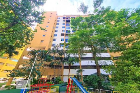 Apartamento para alugar com 53m², 1 quarto e 1 vagaFachada