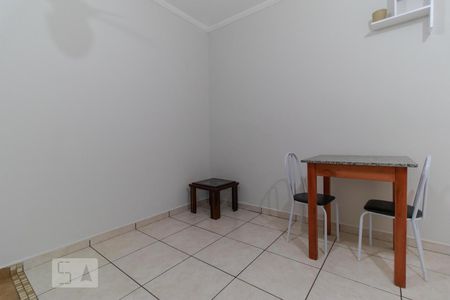 Sala de kitnet/studio para alugar com 1 quarto, 35m² em Cidade Universitária, Campinas