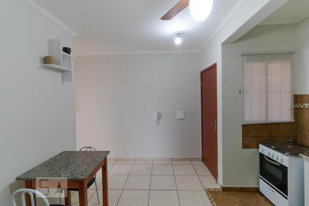 Sala e Cozinha de kitnet/studio para alugar com 1 quarto, 35m² em Cidade Universitária, Campinas