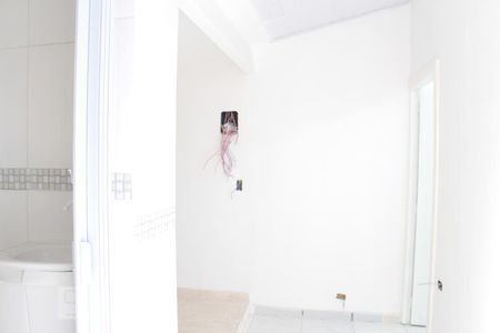 Sala/Cozinha de apartamento para alugar com 2 quartos, 60m² em Vila Bertioga, São Paulo