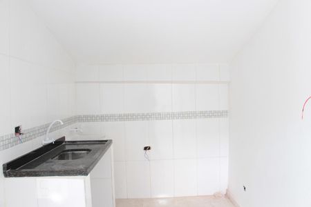 Sala/Cozinha de apartamento para alugar com 2 quartos, 60m² em Vila Bertioga, São Paulo