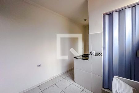 Área de Serviço de apartamento para alugar com 1 quarto, 45m² em Vila Bertioga, São Paulo