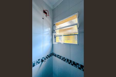 Banheiro de apartamento para alugar com 1 quarto, 45m² em Vila Bertioga, São Paulo