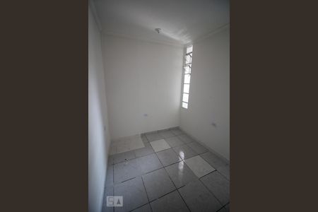 Quarto de kitnet/studio para alugar com 1 quarto, 40m² em Vila Bertioga, São Paulo