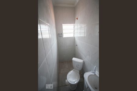 Studio para alugar com 40m², 1 quarto e sem vaga Studio para alugar com 40m², 1 quarto e sem vagaBanheiro