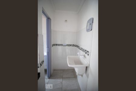 Lavanderia de kitnet/studio para alugar com 1 quarto, 40m² em Vila Bertioga, São Paulo