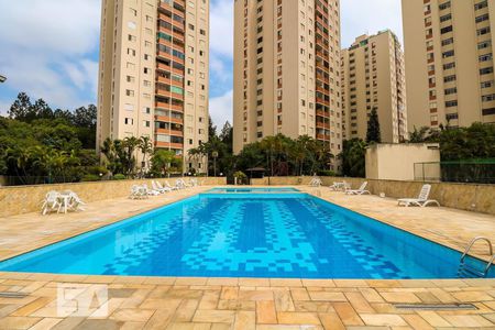 Apartamento à venda com 79m², 3 quartos e 1 vagaÁrea Comum - Piscina